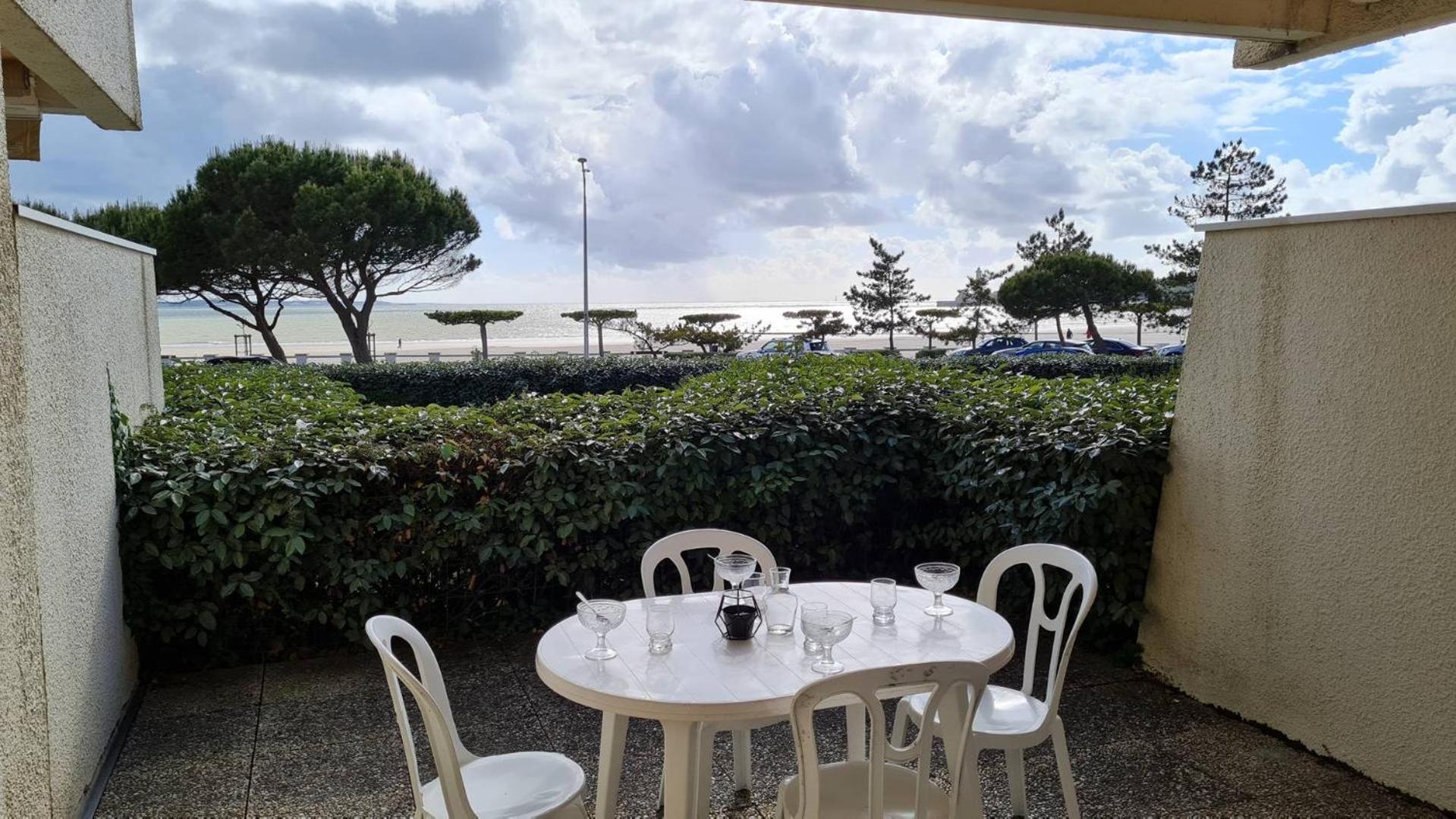 Saint Georges De Didonne - Vue Mer Pour Ce Studio Cosy En Rez-De-Chaussee Екстериор снимка